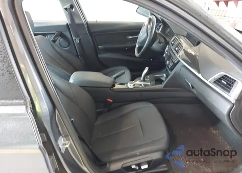 2017 BMW 320I xDrive z USA, uszkodzony, nr VIN WBA8E5G39HNU45088